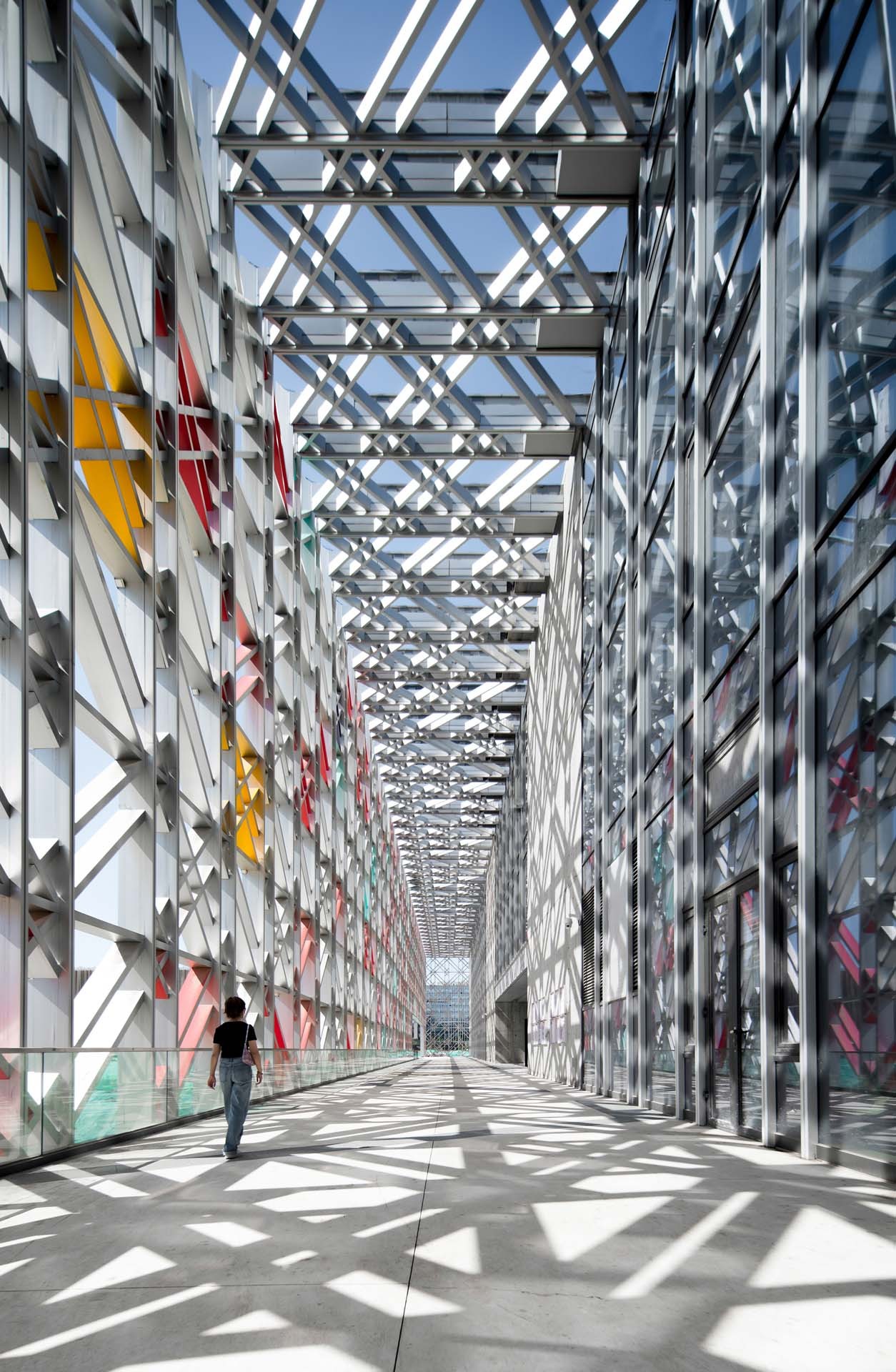 BIM建筑|北京五棵松冰上运动中心 / 朱小地工作室