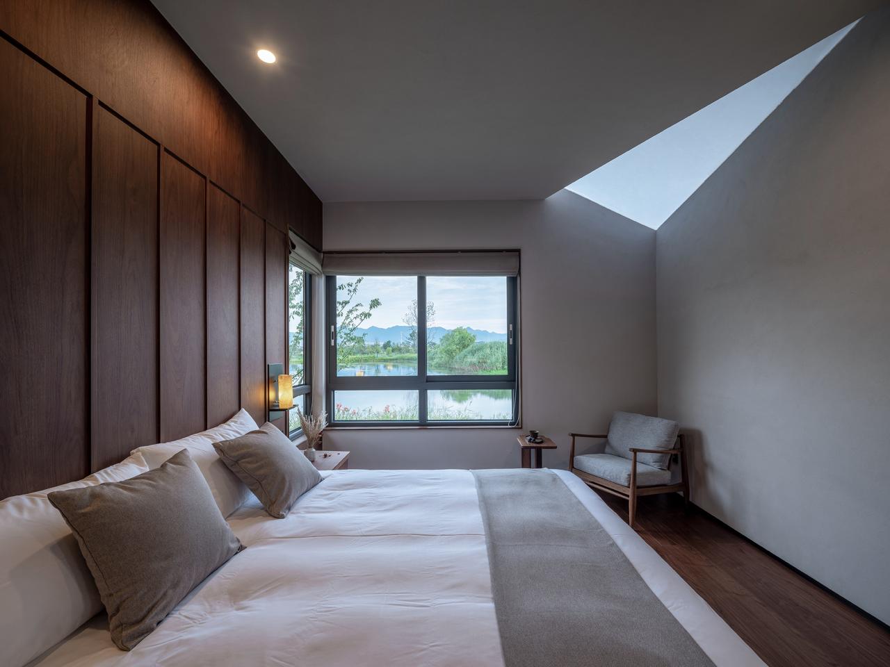 BIM建筑|富阳阳陂湖湿地生态酒店 / 尌林建筑