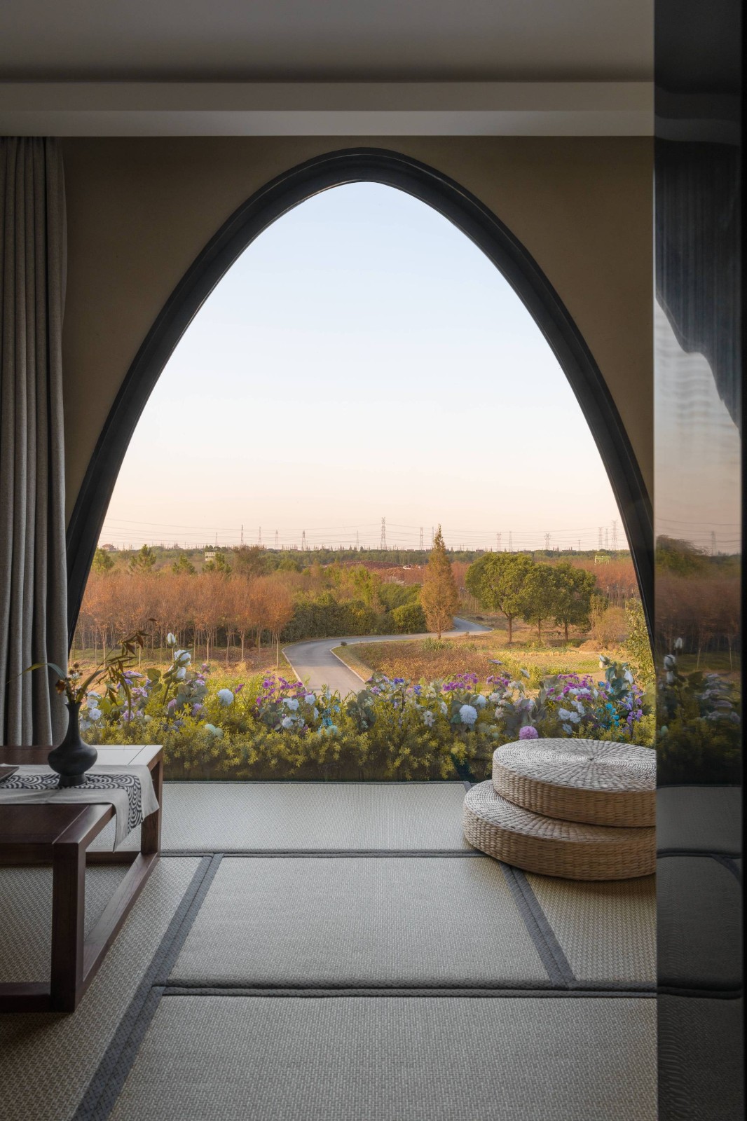 BIM建筑|待泾村花海民宿改造 / 凡度设计事务所