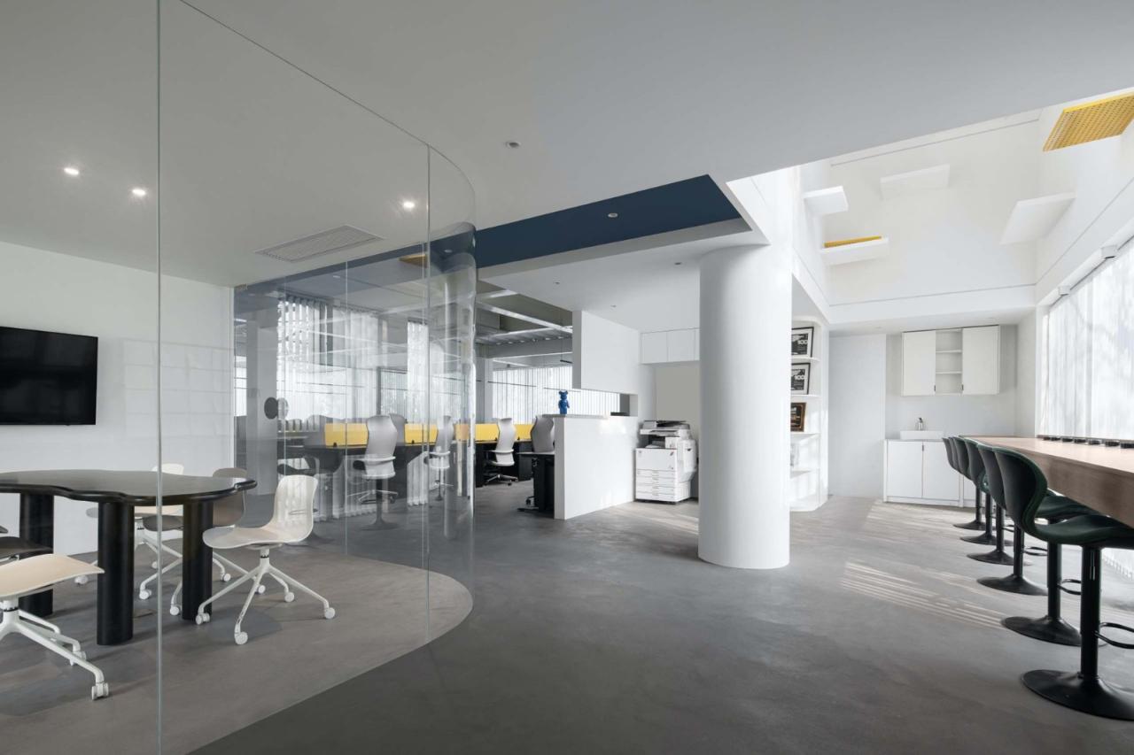 BIM建筑|猿厂营造办公楼建筑改造 / 之行建筑事务所