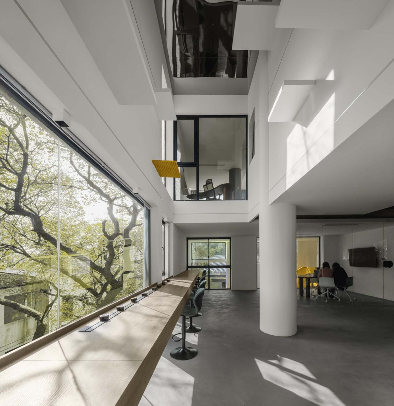 BIM建筑|猿厂营造办公楼建筑改造 / 之行建筑事务所