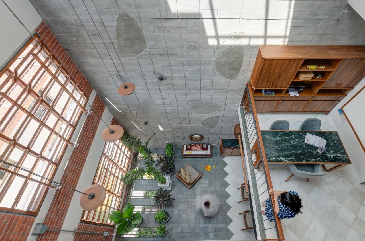 BIM建筑|三代同堂之家：Samruddhi 住宅 / AANGAN Architects