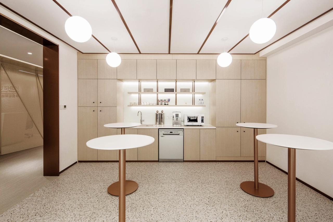 BIM建筑|光之序幕：律师事务所办公空间改造 / CCDI悉地国际 卝智室内设计