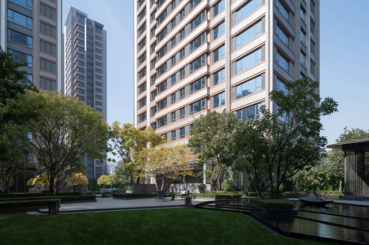 BIM建筑|奢居、从雅、极简 ： 沈阳龙湖 · 天奕 / 成执设计