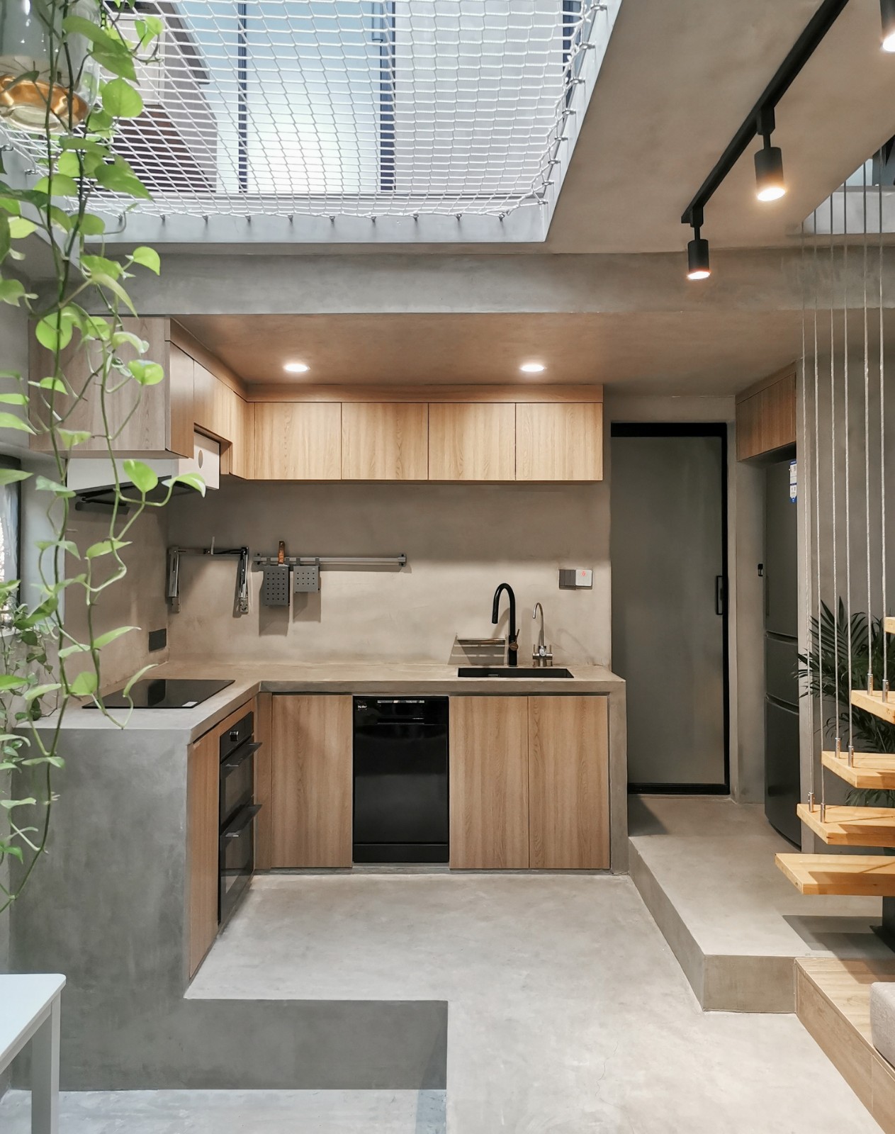 BIM建筑|80平米小屋改造：一叠居 / 本态建筑