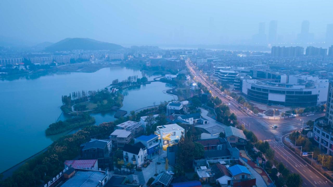 BIM建筑|猿厂营造办公楼建筑改造 / 之行建筑事务所