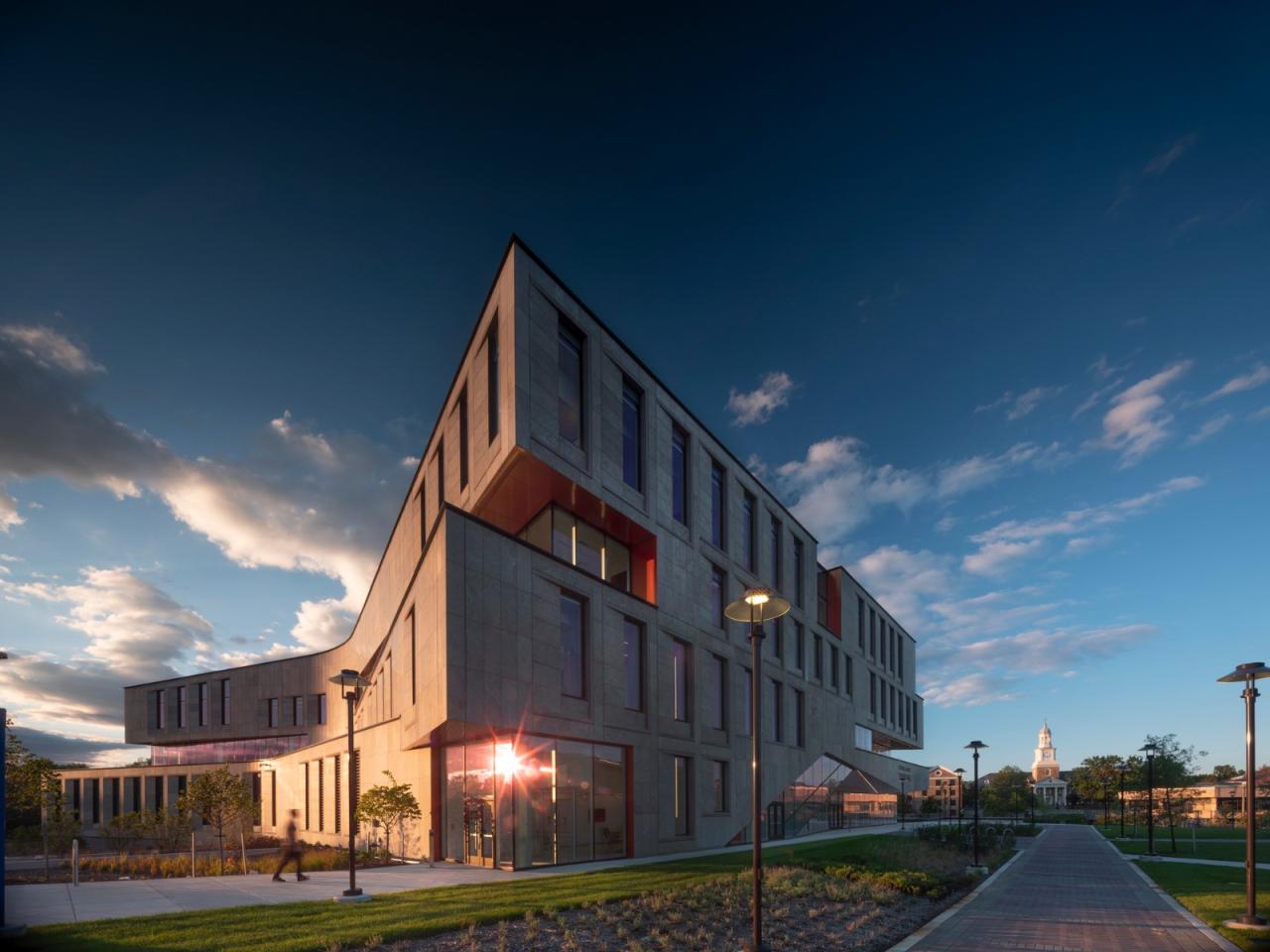 BIM建筑|摩根州立大学 学生服务中心 / Teeple Architects