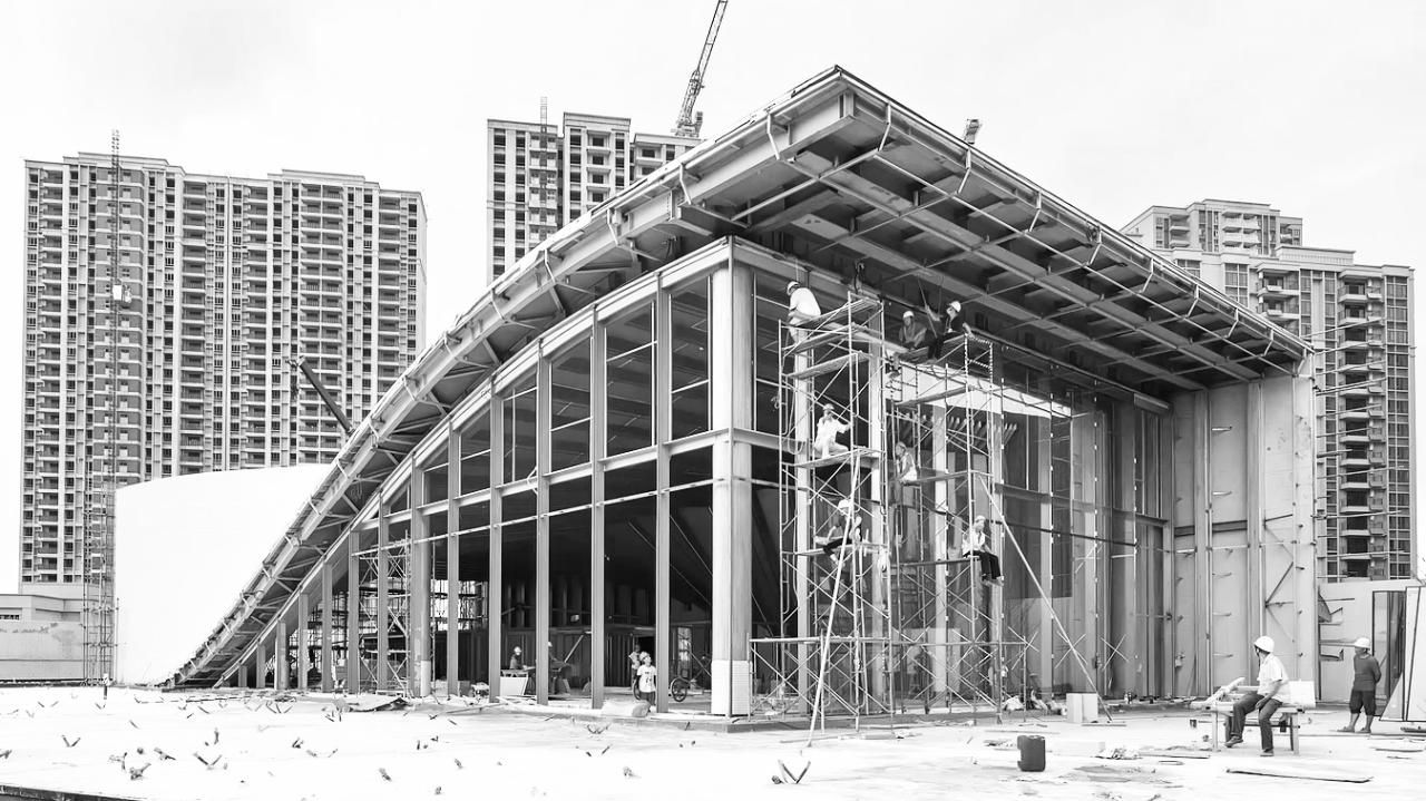 BIM建筑|武汉城建 · 花山印象：旋扭的动感 / 成执设计