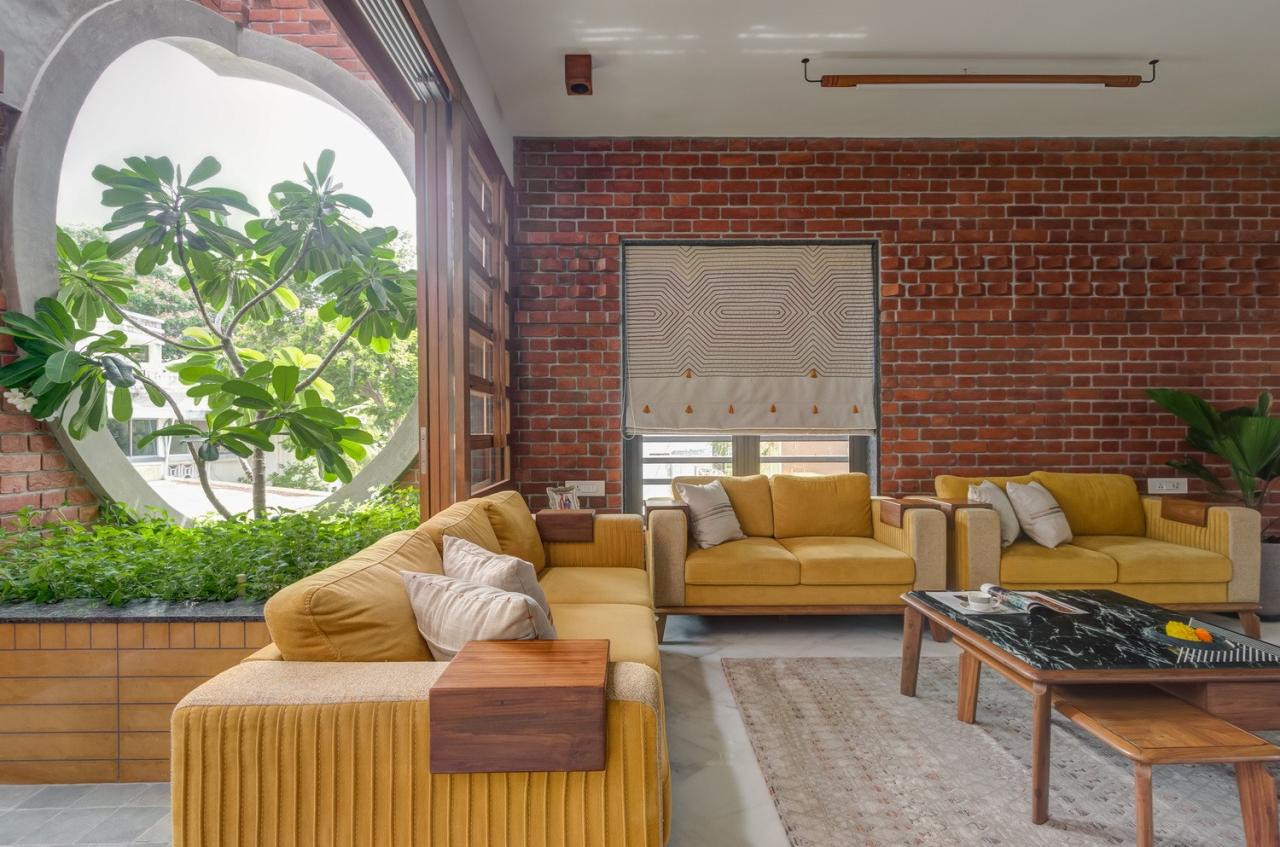 BIM建筑|三代同堂之家：Samruddhi 住宅 / AANGAN Architects