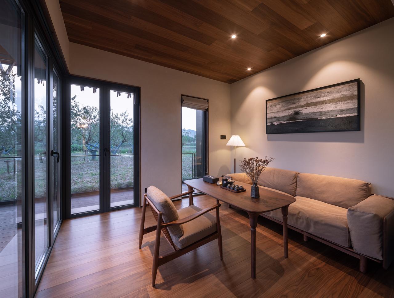 BIM建筑|富阳阳陂湖湿地生态酒店 / 尌林建筑