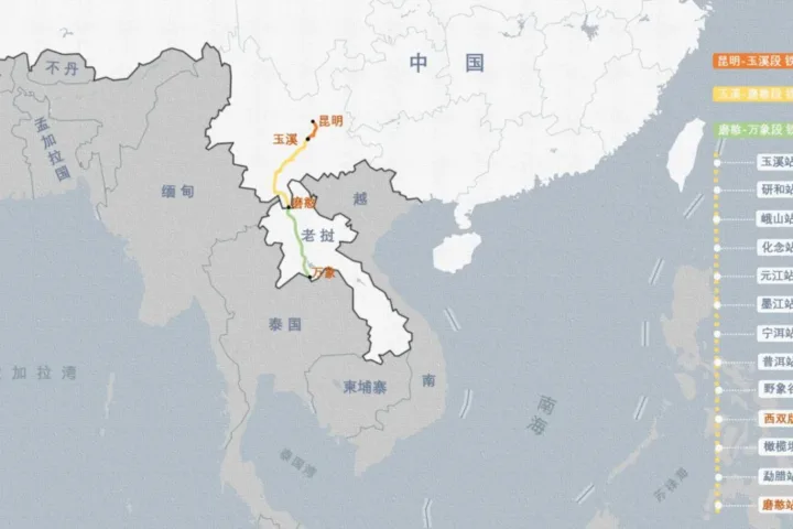 BIM建筑|雀舞彩云：中老铁路-西双版纳站室内设计 / CCDI悉地国际