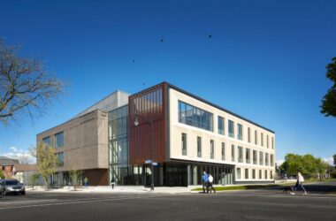 BIM建筑|迪由维尔学院卫生专业中心 / CannonDesign-BIM建筑网