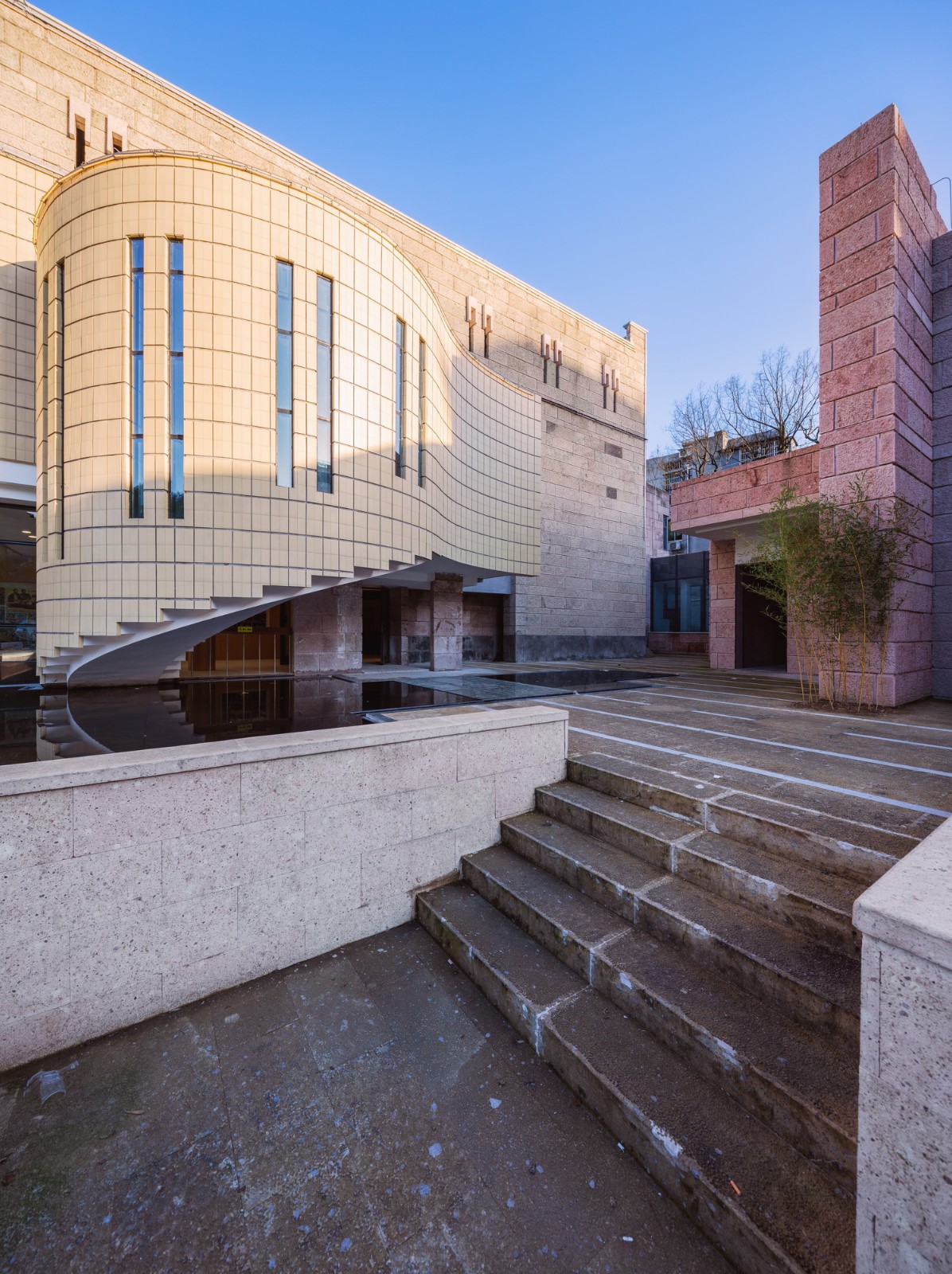 BIM建筑|新烟火主义：缙云老城溪滨南路有机更新 / I Studio言吾建筑