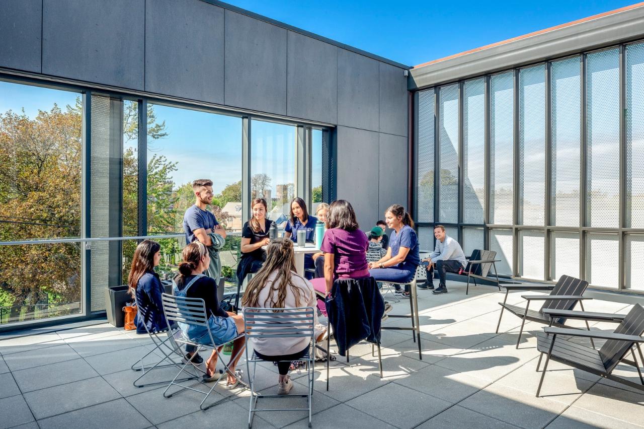 BIM建筑|迪由维尔学院卫生专业中心 / CannonDesign