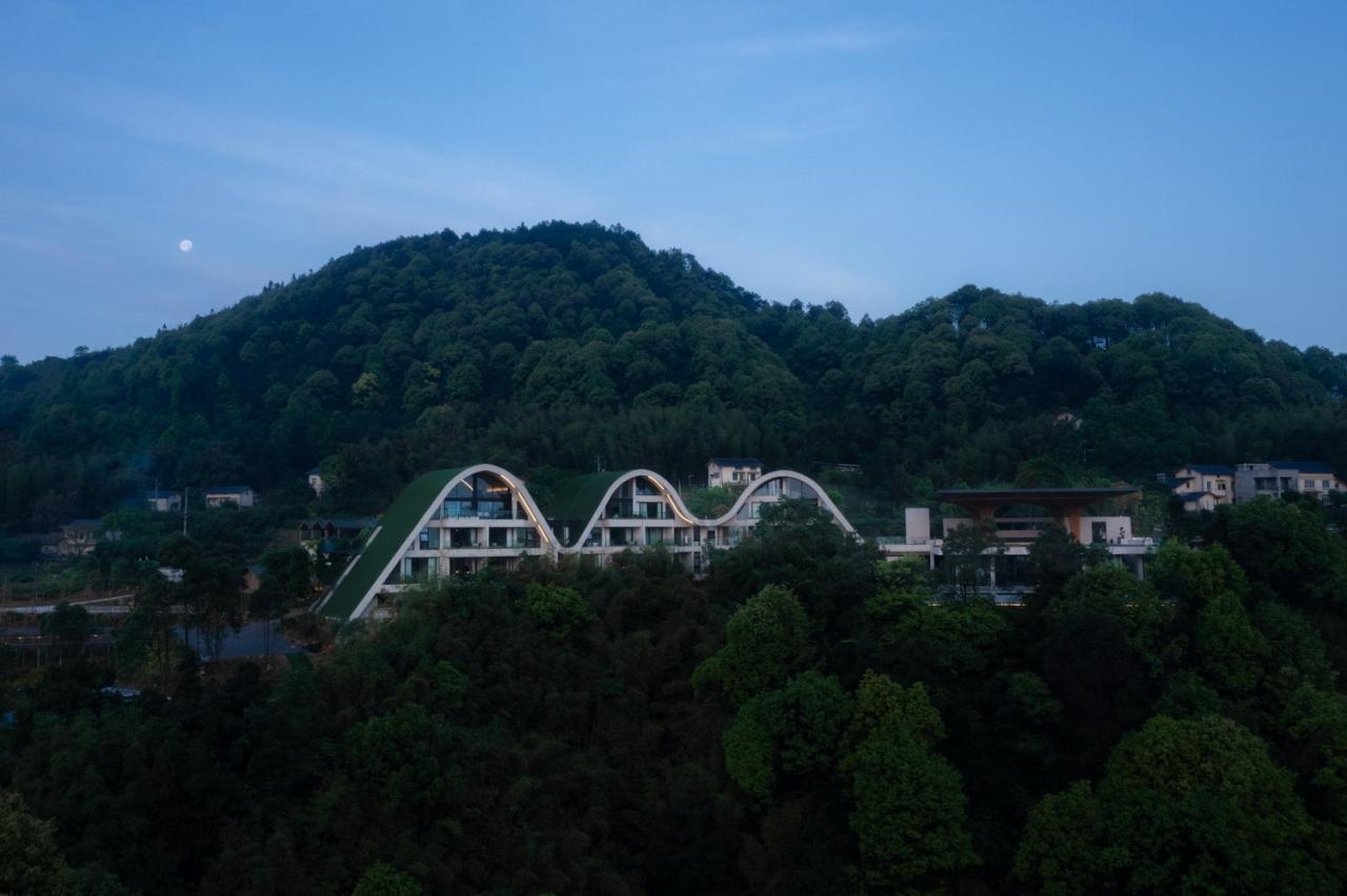 BIM建筑|重庆玉峰山慢屋•青麦庄园建筑设计 / IDO元象建筑