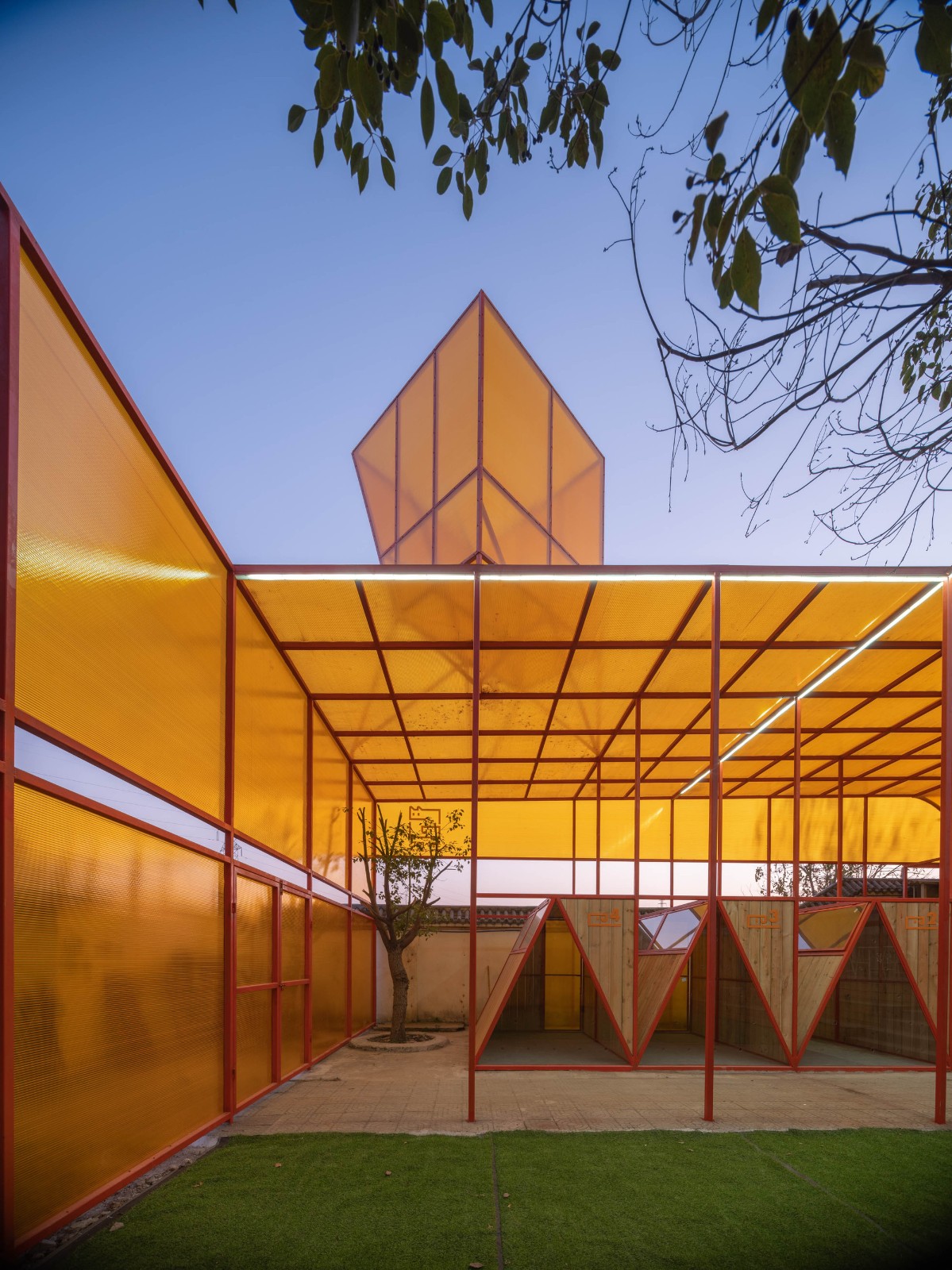 BIM建筑|流浪小动物保护基地 / UAO瑞拓设计