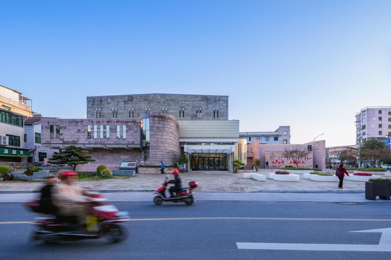 BIM建筑|新烟火主义：缙云老城溪滨南路有机更新 / I Studio言吾建筑