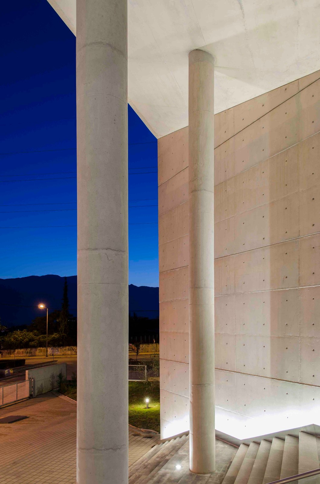 BIM建筑|希腊拉米亚市政供水办大楼 / VTria 建筑事务所