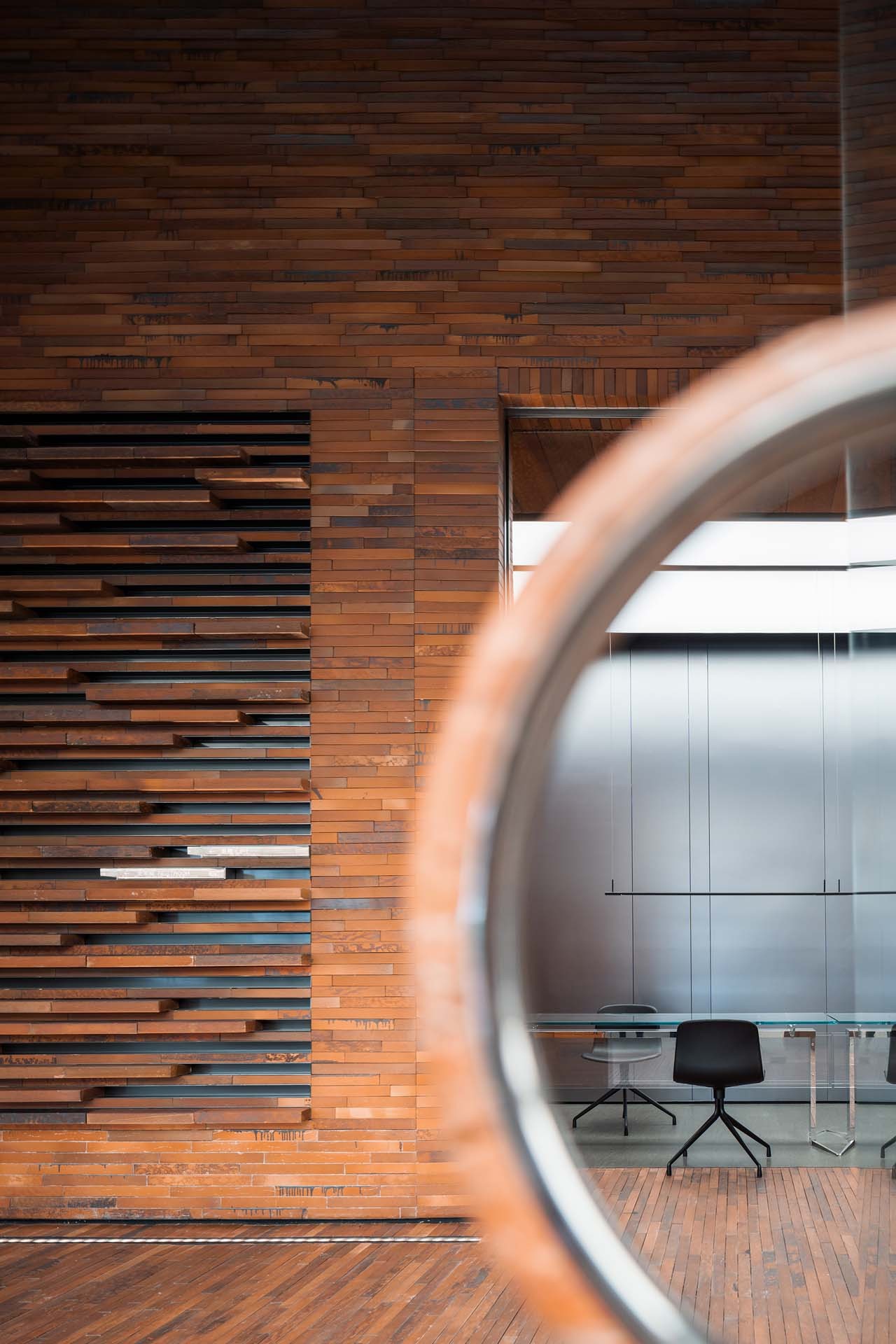 BIM建筑|创客小镇TIC艺术中心 / 东仓建设