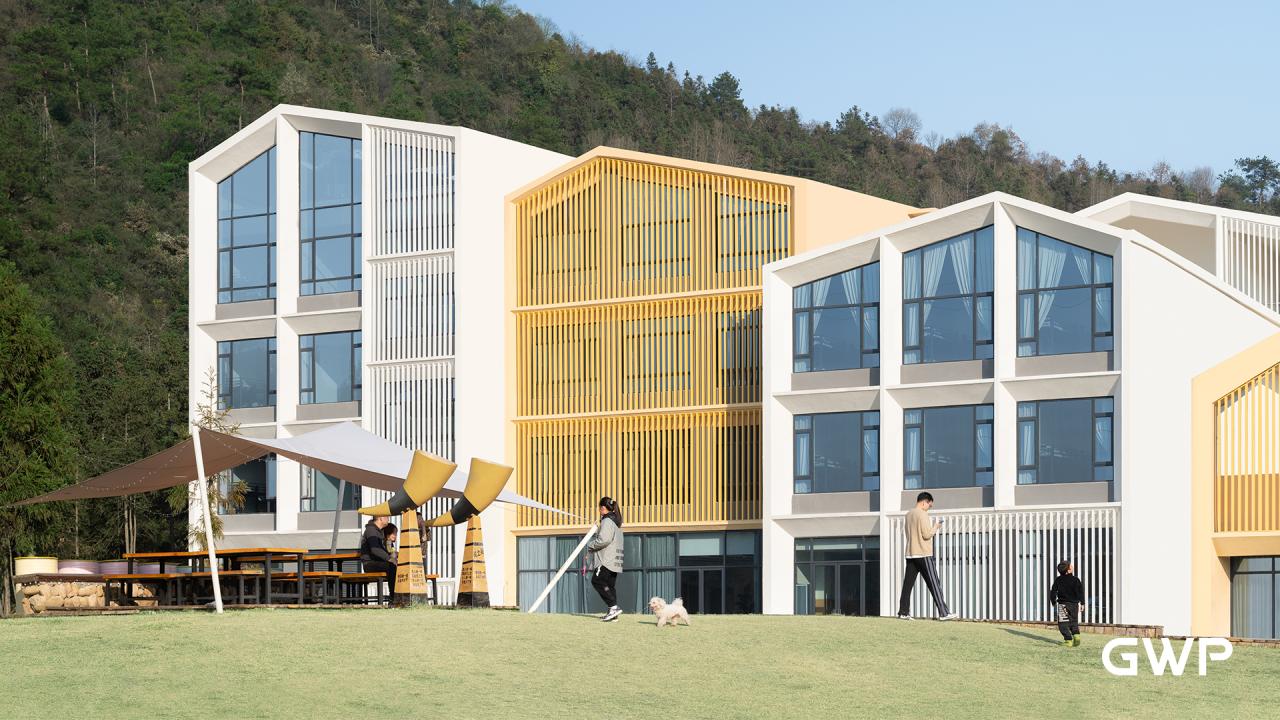 BIM建筑|临风展翼，载梦启航——临安风之谷国际营地 / GWP
