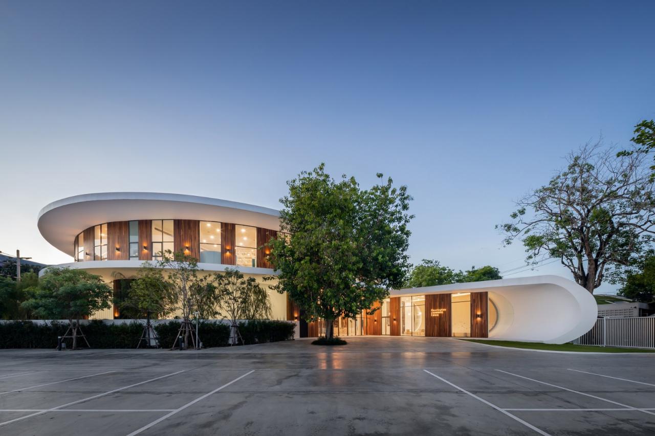 BIM建筑|泰国曼谷充满童趣的幼儿园空间 / Plan Architect