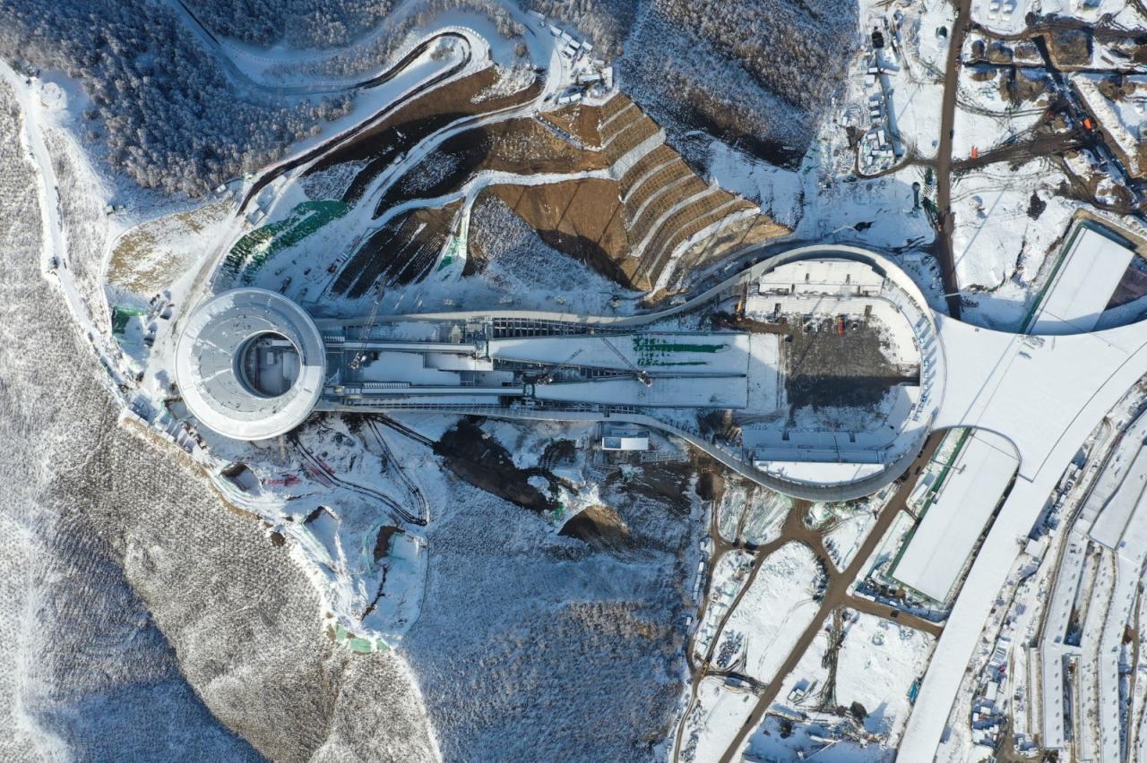 BIM建筑|国家跳台滑雪中心 / THAD 清华大学建筑设计研究院