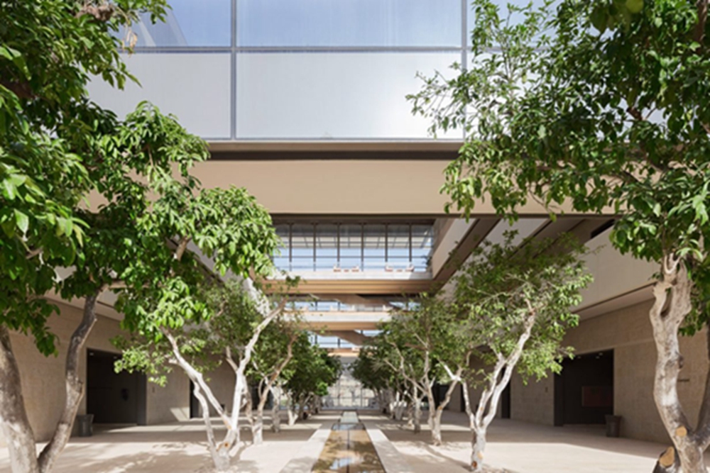 BIM建筑|福斯特在耶路撒冷大学实验室周围包裹铝屏幕