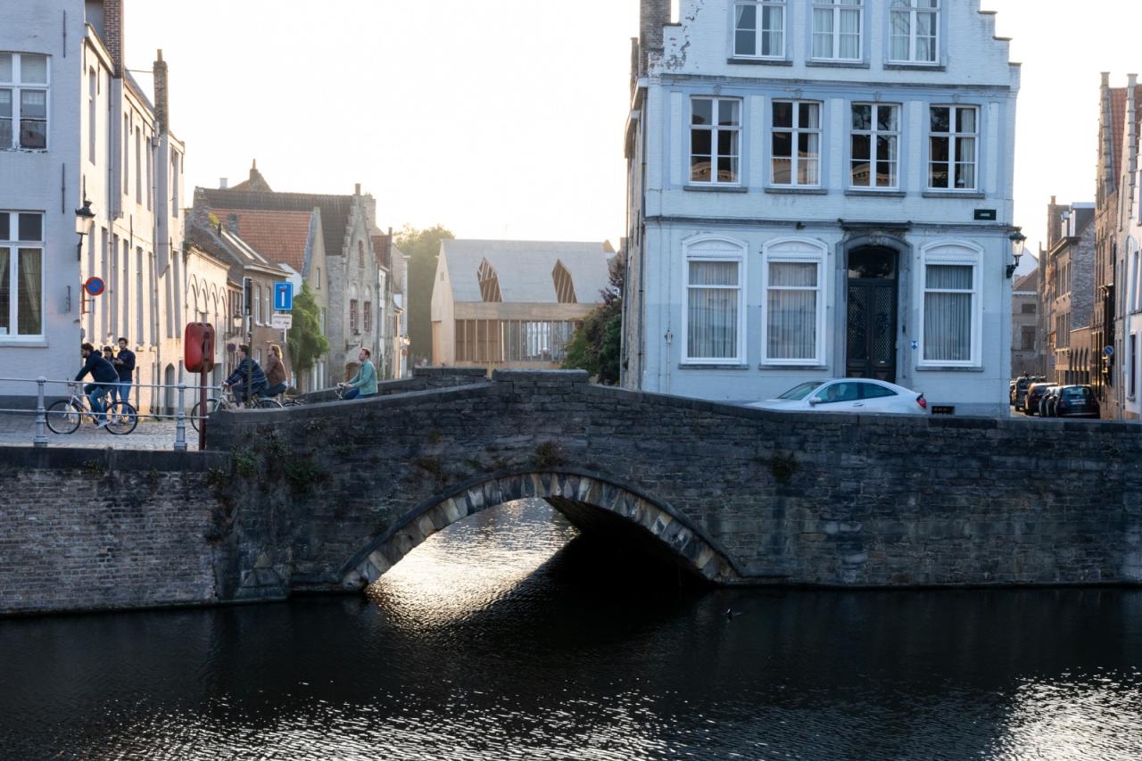 BIM建筑|布鲁日双联画展亭 / PARA