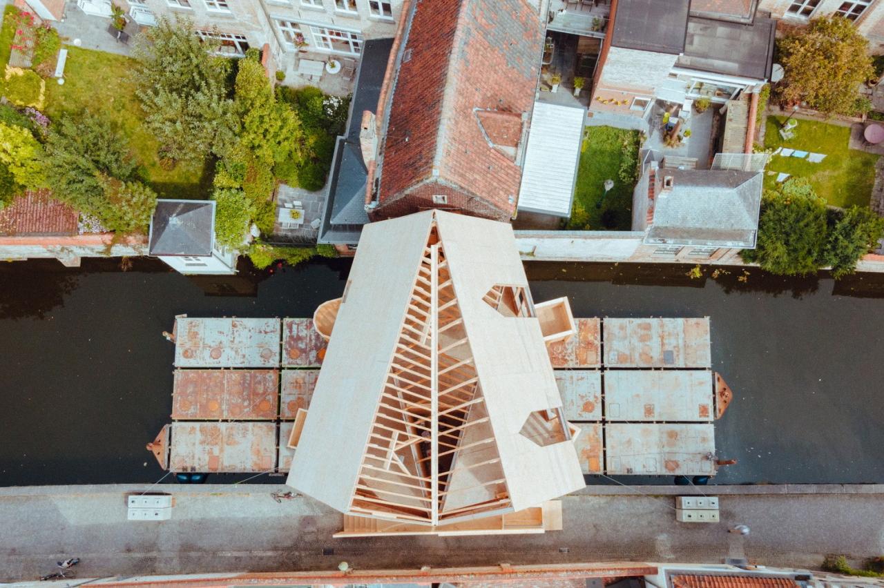 BIM建筑|布鲁日双联画展亭 / PARA