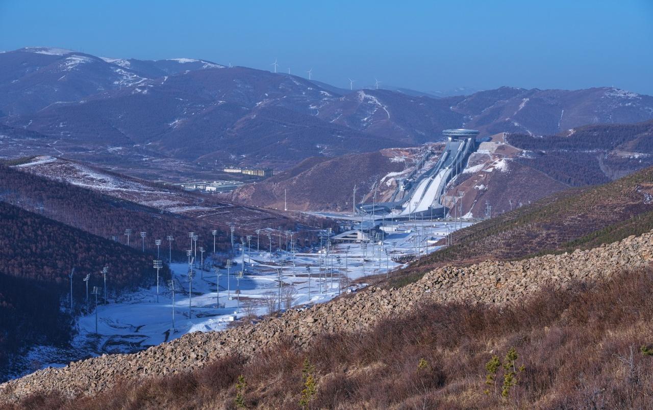 BIM建筑|国家跳台滑雪中心 / THAD 清华大学建筑设计研究院