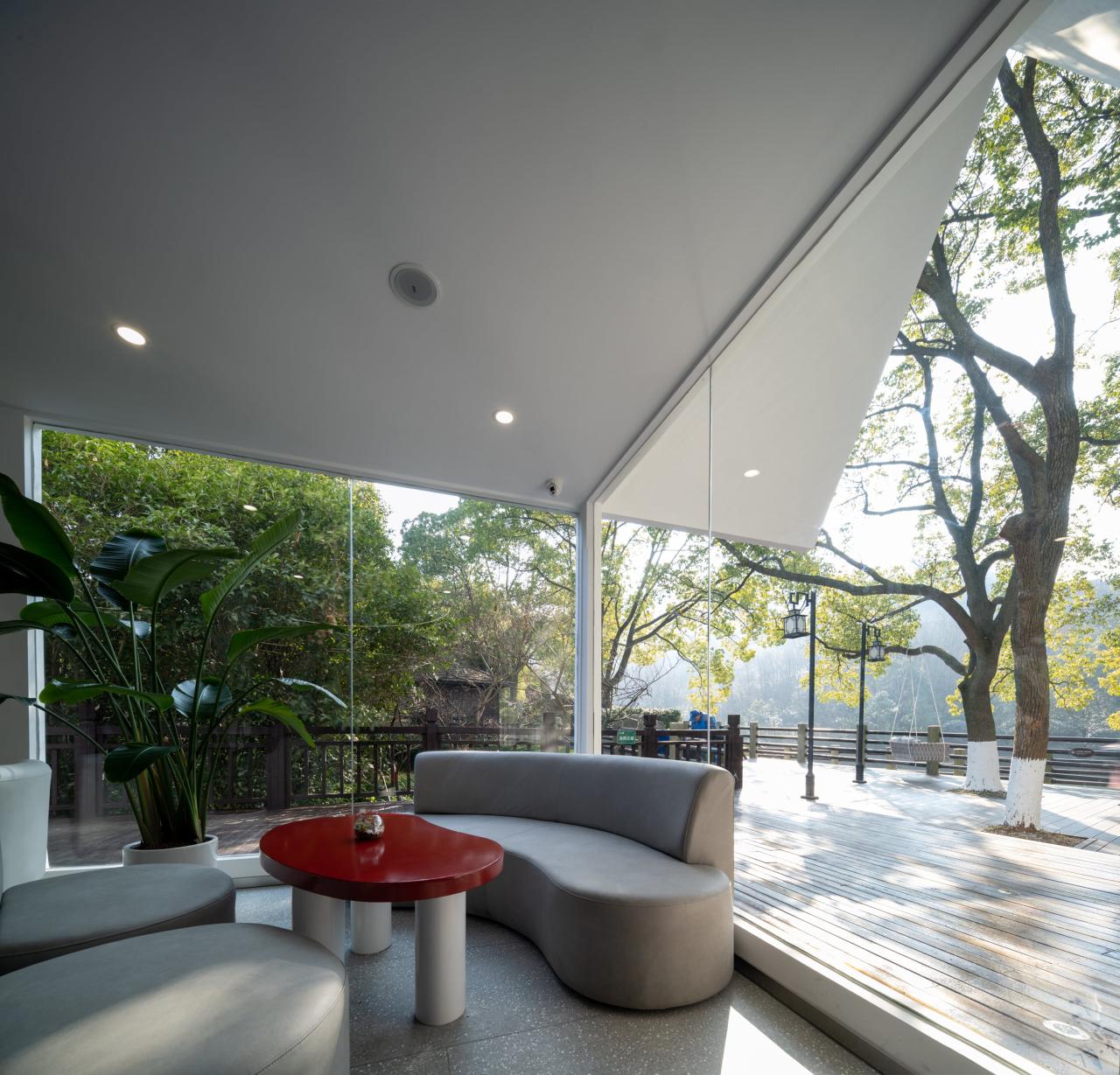 BIM建筑|白马涧龙池景区休闲餐吧 / 平介设计