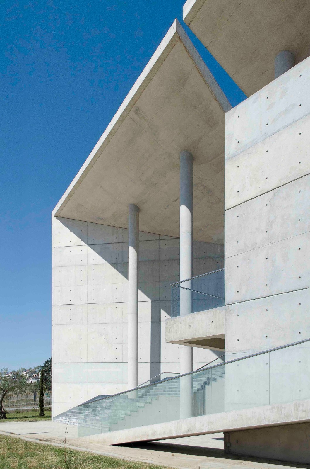 BIM建筑|希腊拉米亚市政供水办大楼 / VTria 建筑事务所