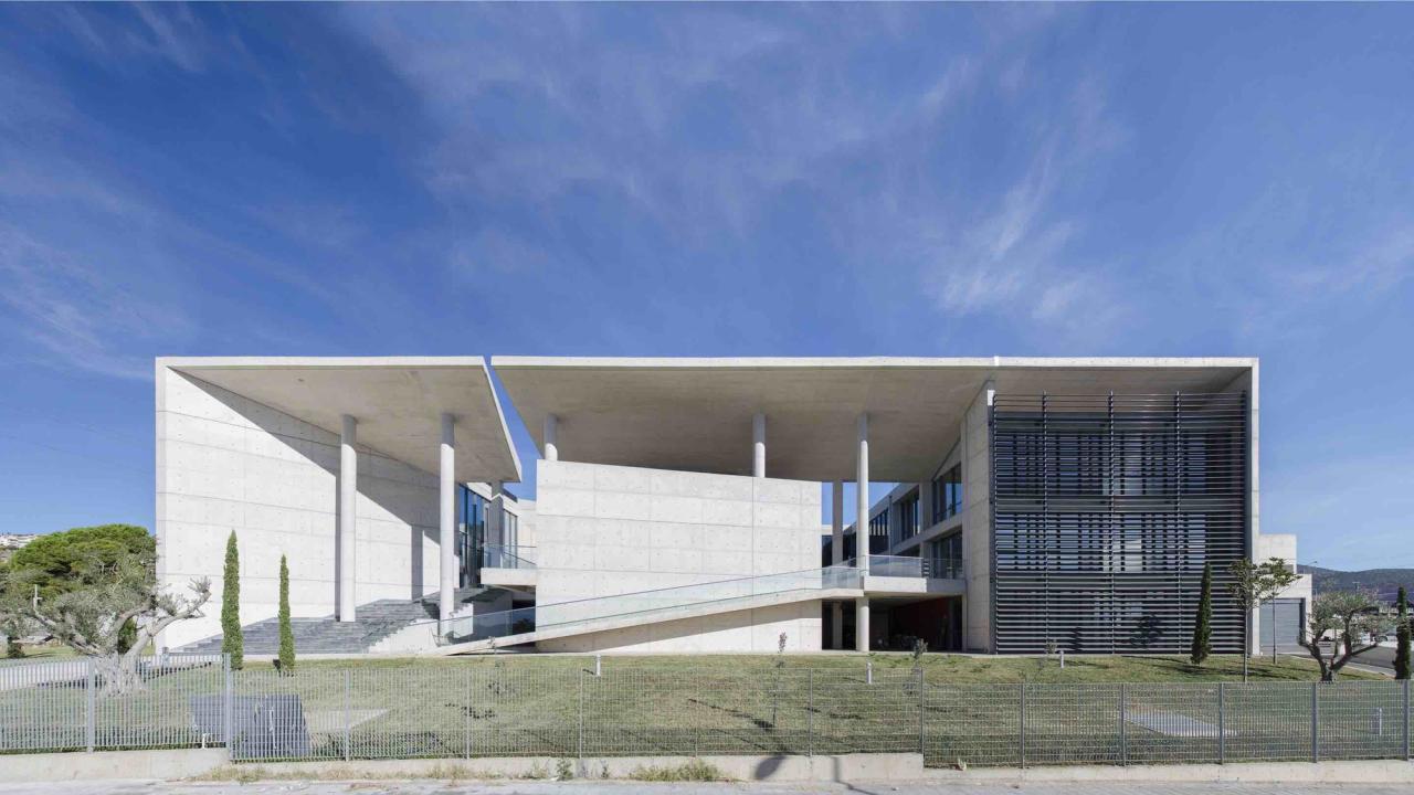 BIM建筑|希腊拉米亚市政供水办大楼 / VTria 建筑事务所