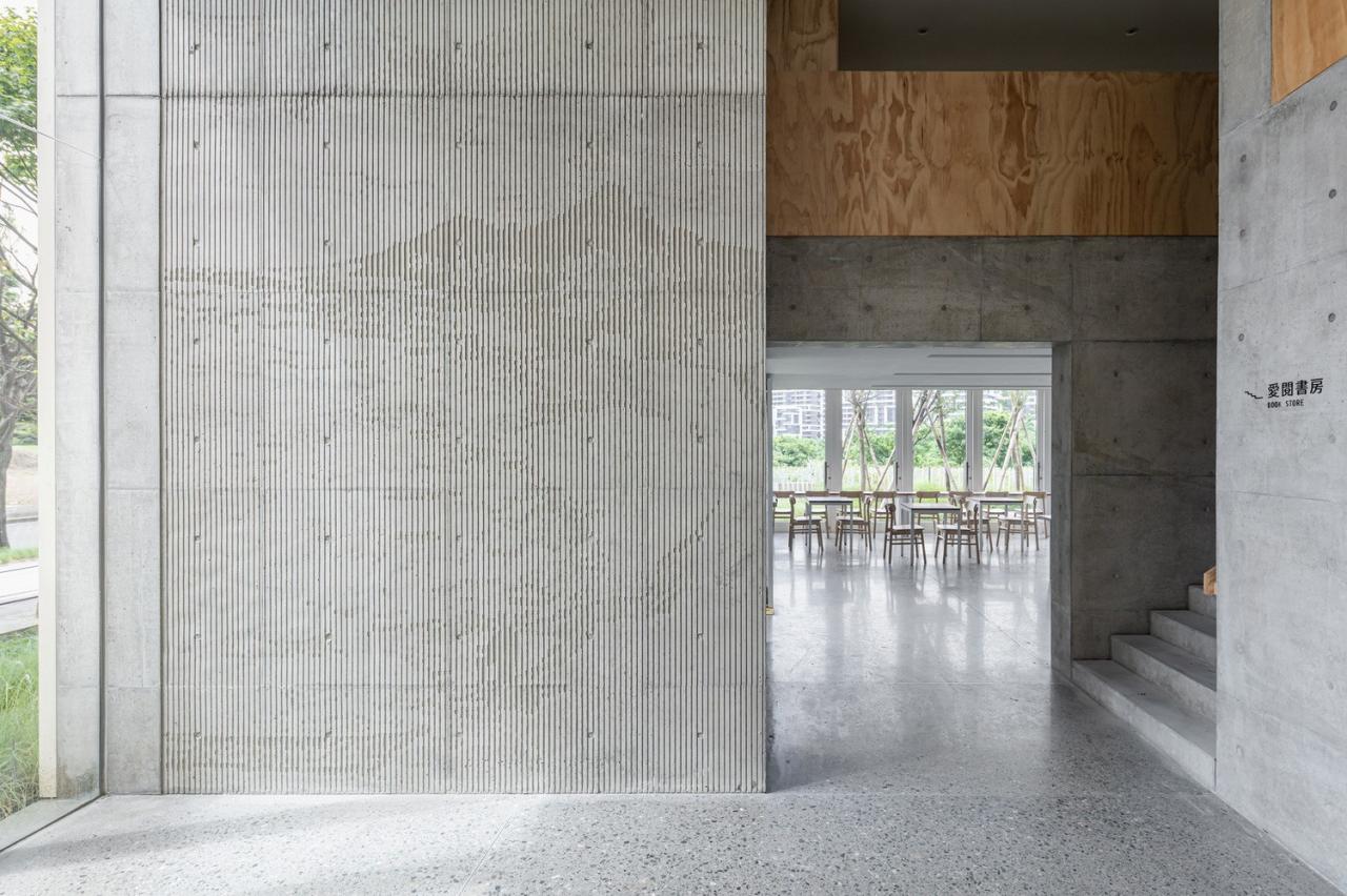 BIM建筑|垂直教堂，淡江教堂 / Behet Bondzio Lin Architekten