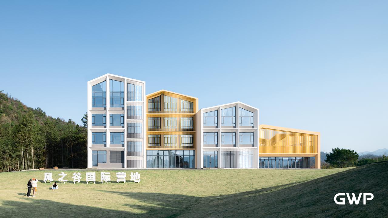 BIM建筑|临风展翼，载梦启航——临安风之谷国际营地 / GWP