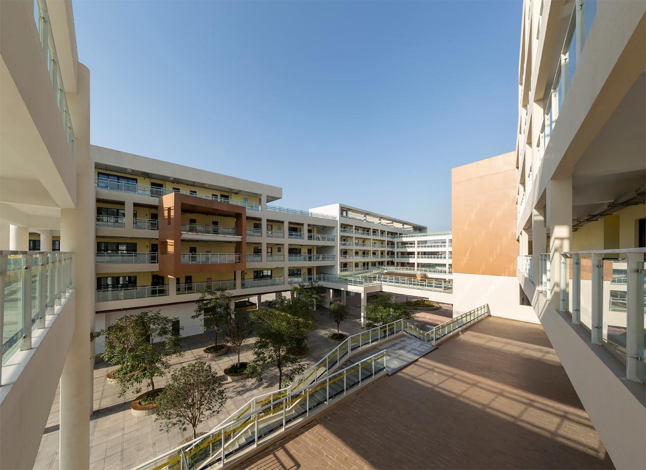 BIM建筑|深圳光明新区凤凰学校 / 深圳大学建筑设计研究院“钟中+钟波涛”工作室