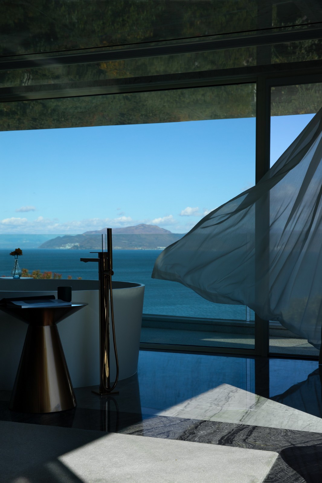 BIM建筑|《海的呼吸》大理青绿半山酒店改造设计 / 寻常设计