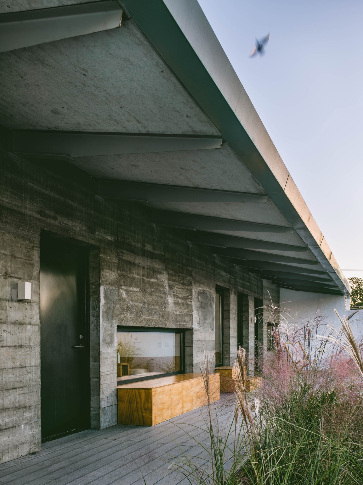 BIM建筑|孪生院子民宿 / 也似建筑