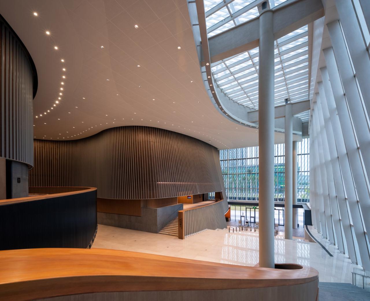 BIM建筑|深圳宝安文化区演艺中心 / 严迅奇建筑师事务所