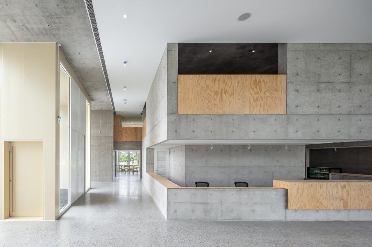 BIM建筑|垂直教堂，淡江教堂 / Behet Bondzio Lin Architekten