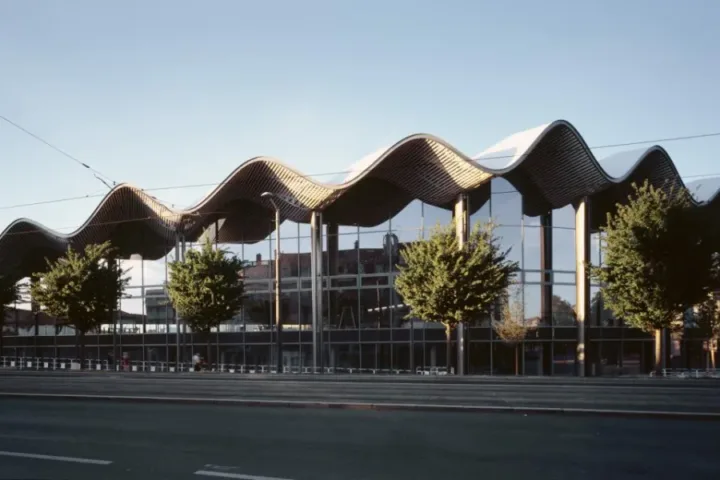 BIM建筑|波浪形屋面，UCPA大兰斯体育场 / Marc Mimram
