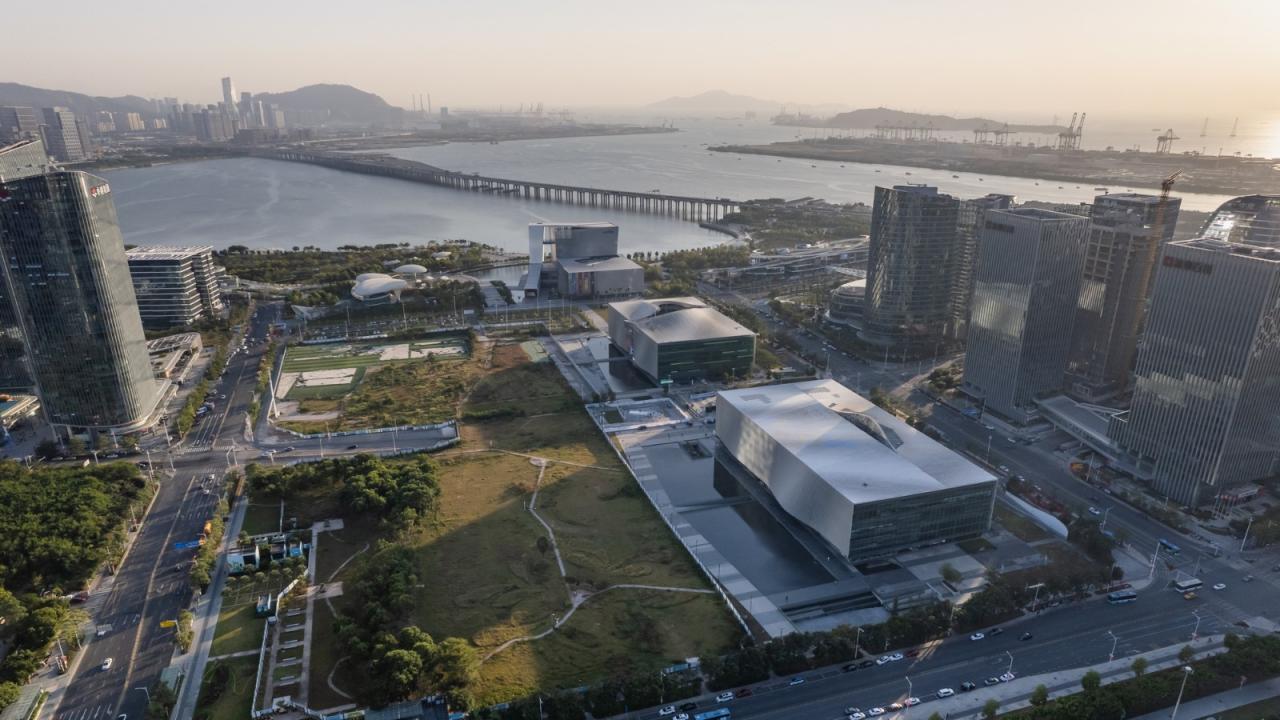 BIM建筑|深圳宝安文化区演艺中心 / 严迅奇建筑师事务所