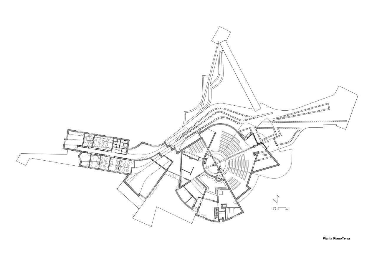 BIM建筑|悬挂式屋顶：教堂与教区综合体 / Miralles Tagliabue EMBT
