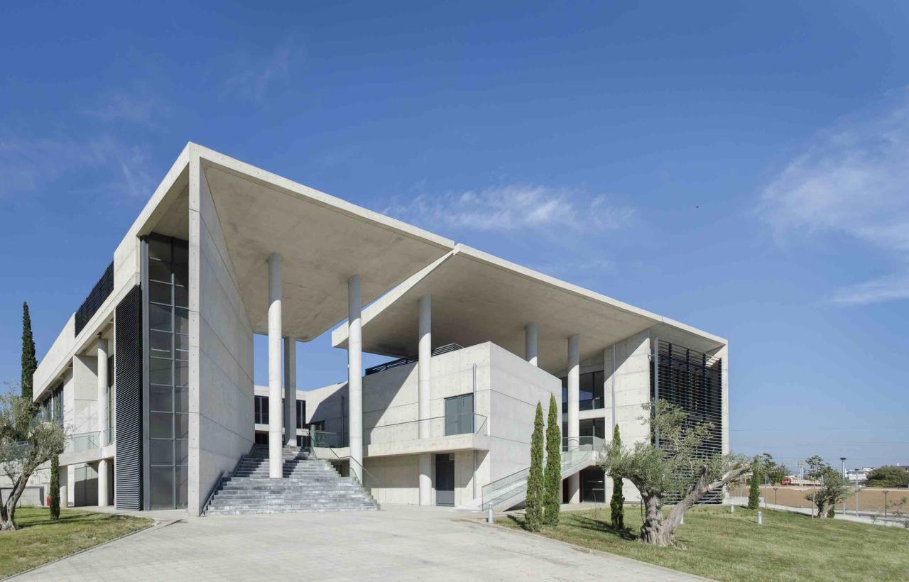 BIM建筑|希腊拉米亚市政供水办大楼 / VTria 建筑事务所