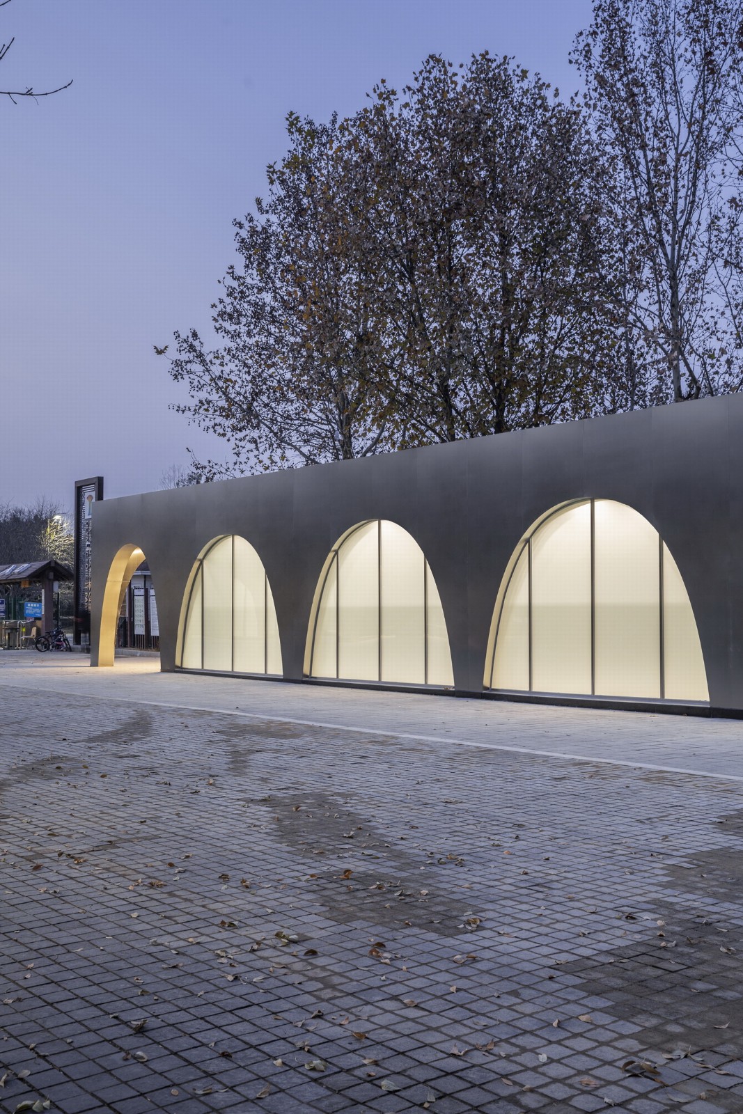 BIM建筑|北京奥林匹克森林公园跑者服务站 / TEMP建筑设计工作室