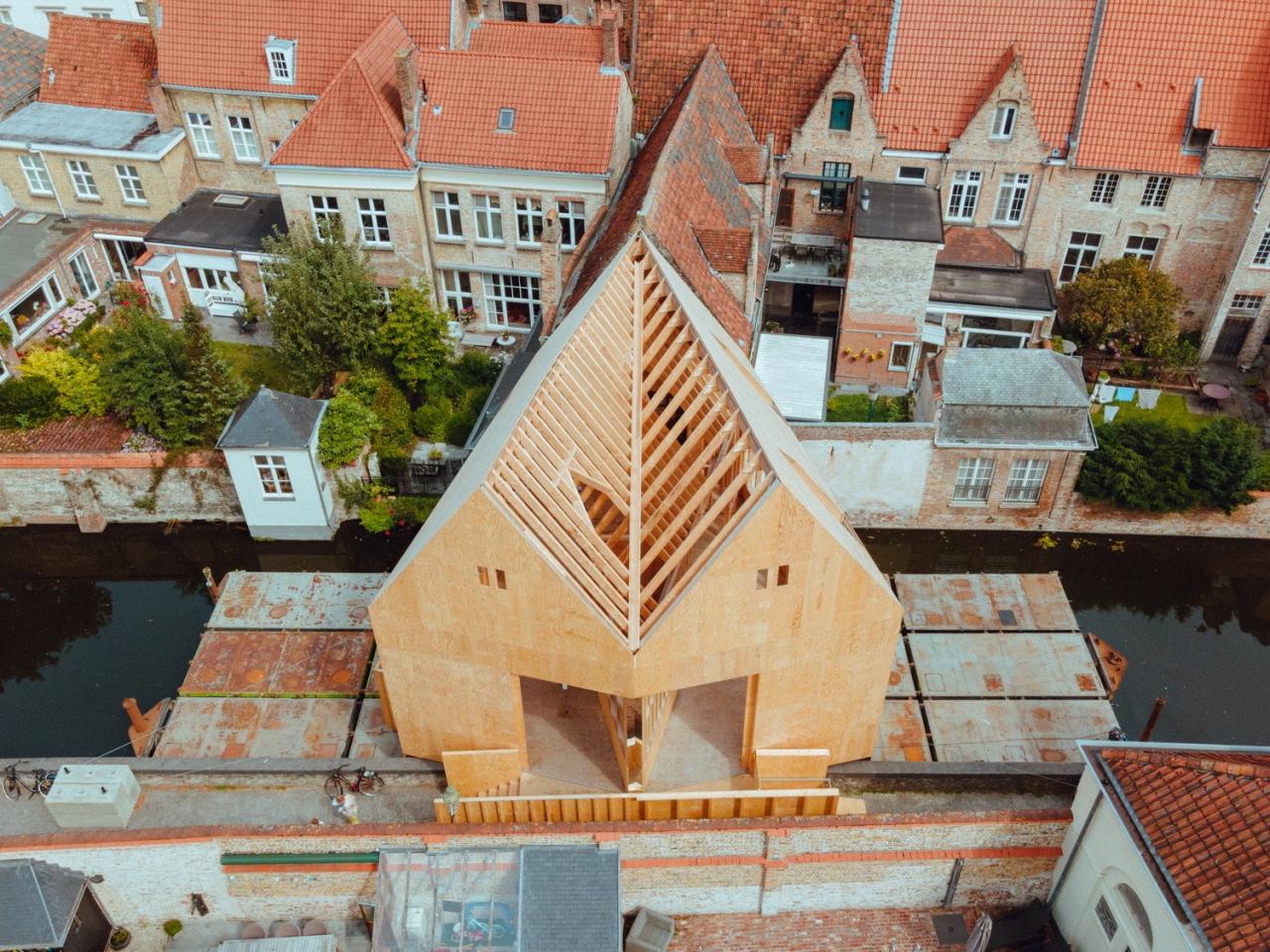 BIM建筑|布鲁日双联画展亭 / PARA