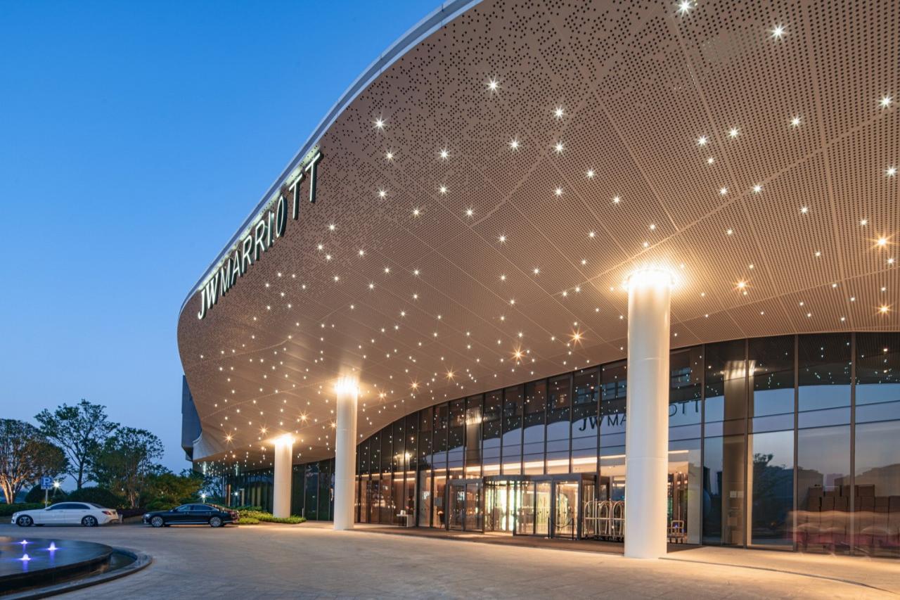 BIM建筑|上海东方美谷JW万豪酒店 / Gensler