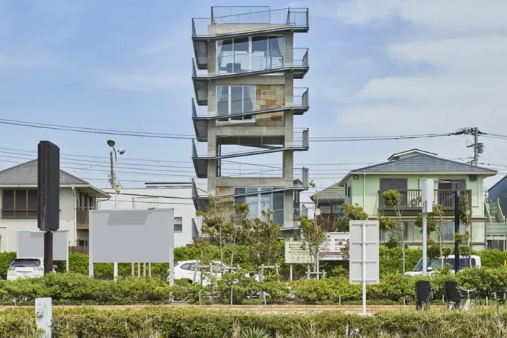 BIM建筑|坡道环绕建筑，鹄沼-Y之家/ KANIUE