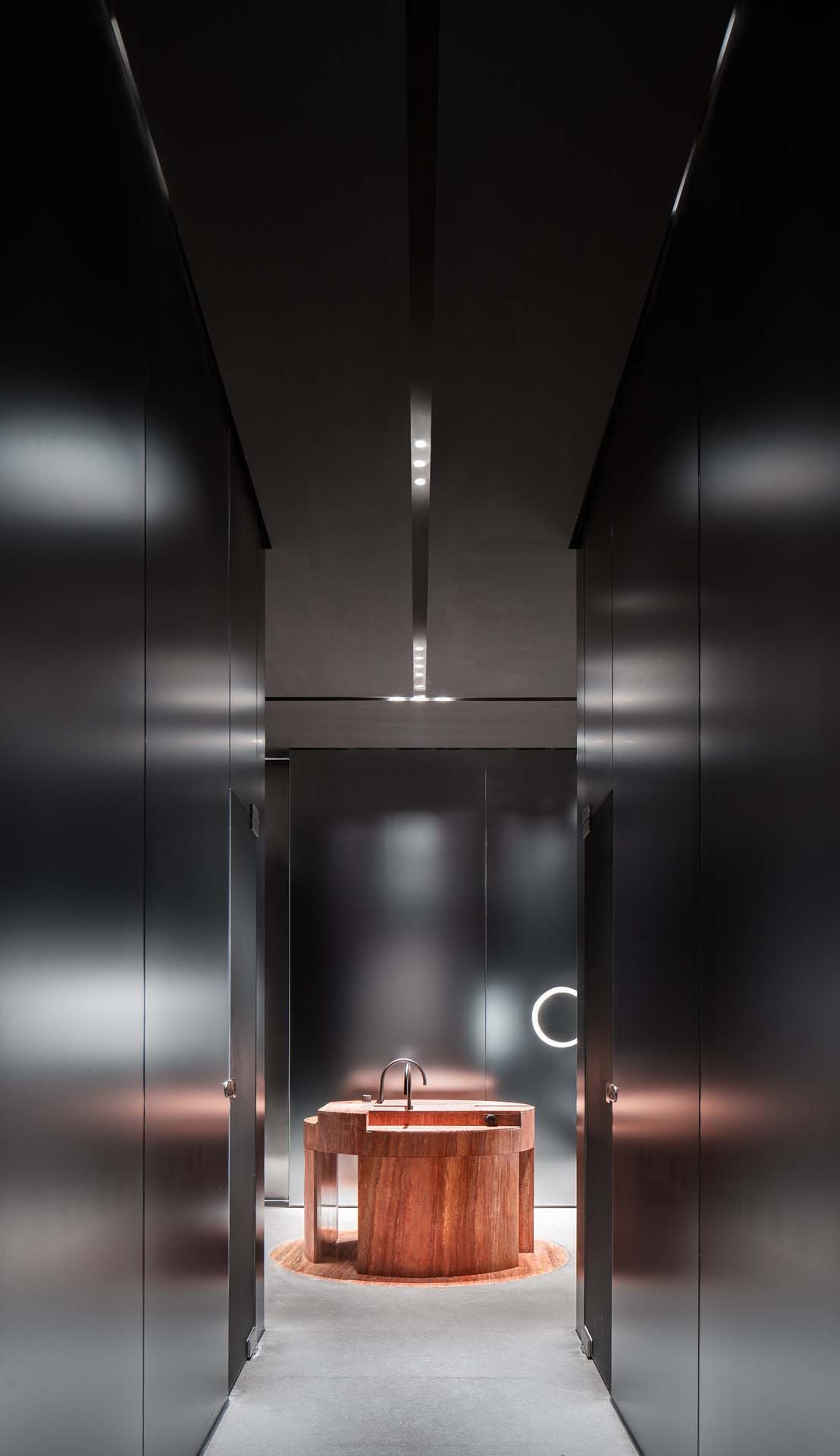 BIM建筑|创客小镇TIC艺术中心 / 东仓建设