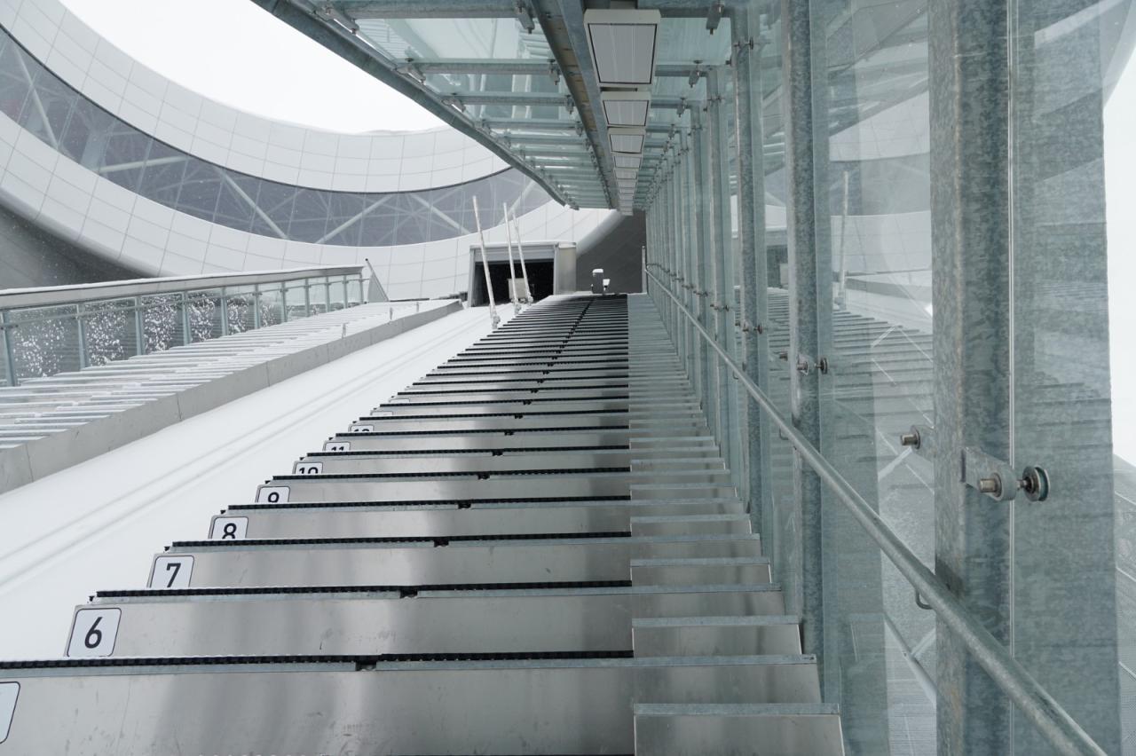 BIM建筑|国家跳台滑雪中心 / THAD 清华大学建筑设计研究院